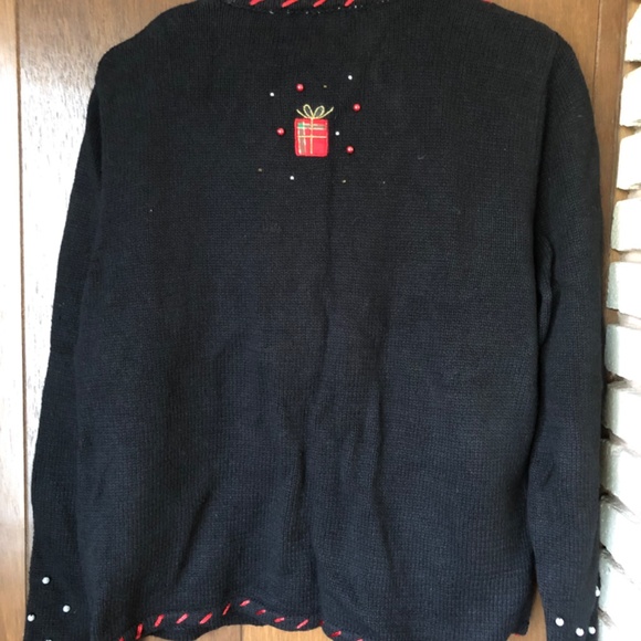 Christmas Cardigan - Picture 3 of 8